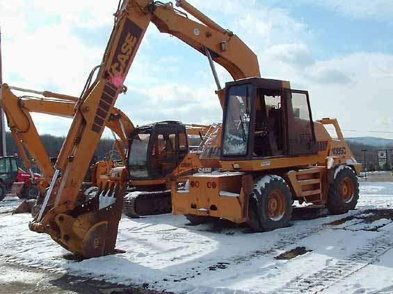 Wheeled Excavators Case 1085C