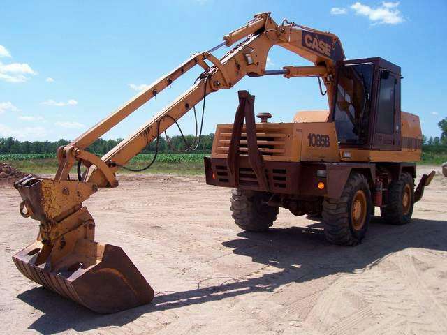 Wheeled Excavators Case 1085B