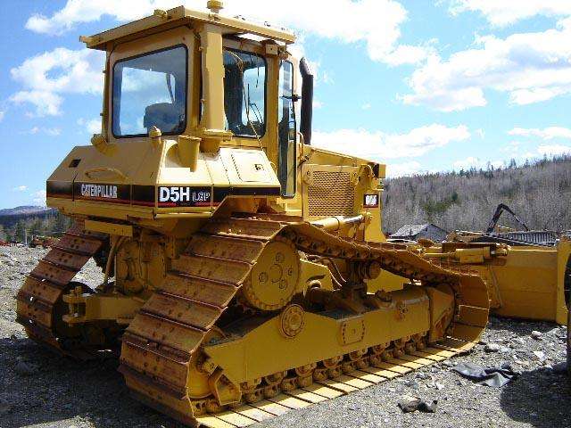 Dozers/tracks Caterpillar D5H