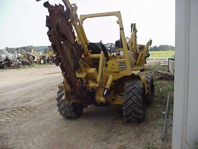 Trencher Vermeer V8550