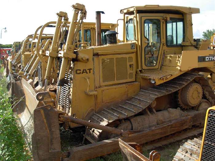 Dozers/tracks Caterpillar D7H