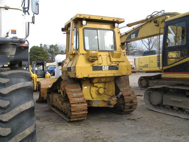 Dozers/tracks Caterpillar D4H