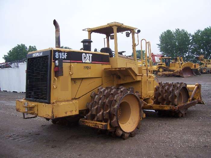 Compactadoras Suelos Y Rellenos Caterpillar 815F  usada Ref.: 1208805458092622 No. 2