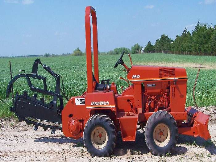 Zanjadora Ditch Witch 3610