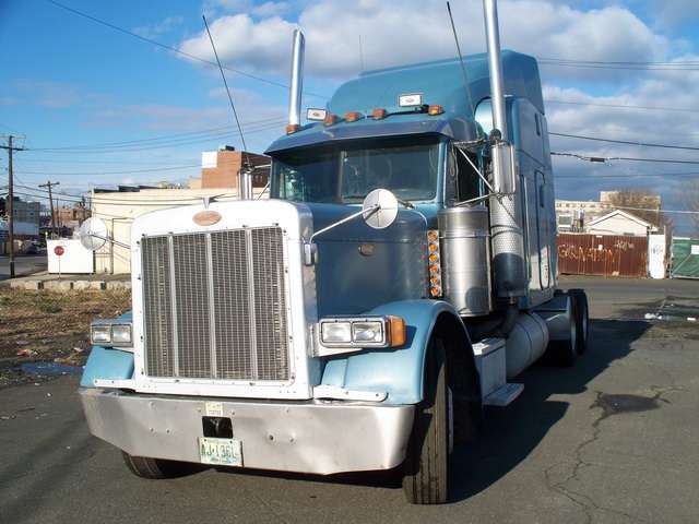 Tractor Truck Peterbilt 379 CLASICO