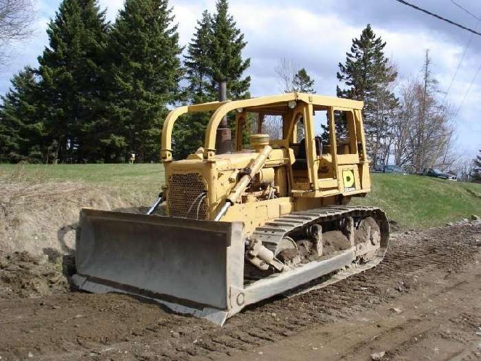 Dozers/tracks Caterpillar D6D