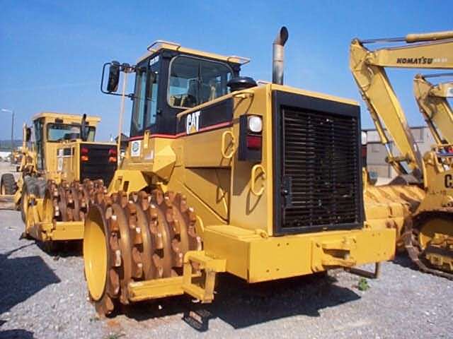 Compactadoras Suelos Y Rellenos Caterpillar 815F  en venta, usada Ref.: 1236804558299025 No. 2