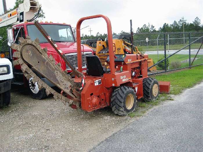 Zanjadora Ditch Witch 3610