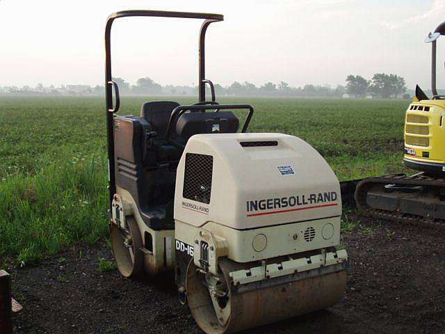 Compactadora De Doble Rodillo Ingersoll-rand DD16  de segunda man Ref.: 1244822591874383 No. 2