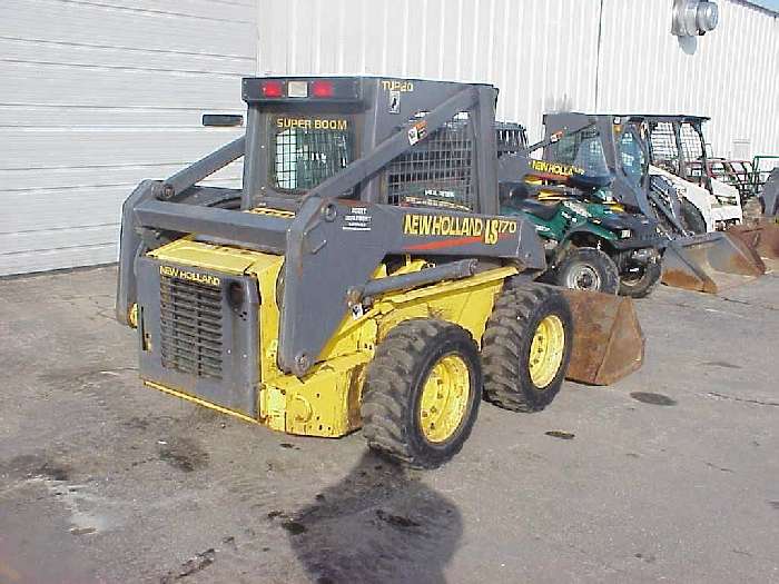 Minicargadores New Holland LS170  seminueva Ref.: 1247618810268194 No. 3