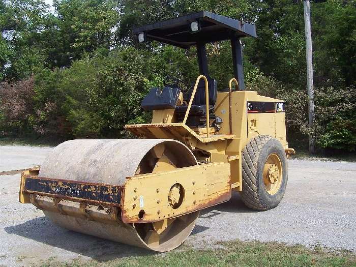 Vibratory Compactors Caterpillar CS-433C