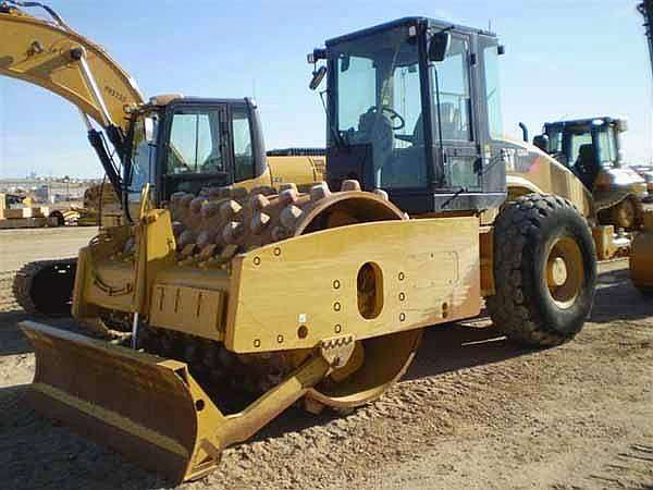 Compactadoras Suelos Y Rellenos Caterpillar CS64