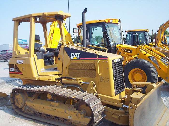 Tractores Sobre Orugas Caterpillar D3G  de medio uso en venta Ref.: 1275331769430545 No. 2