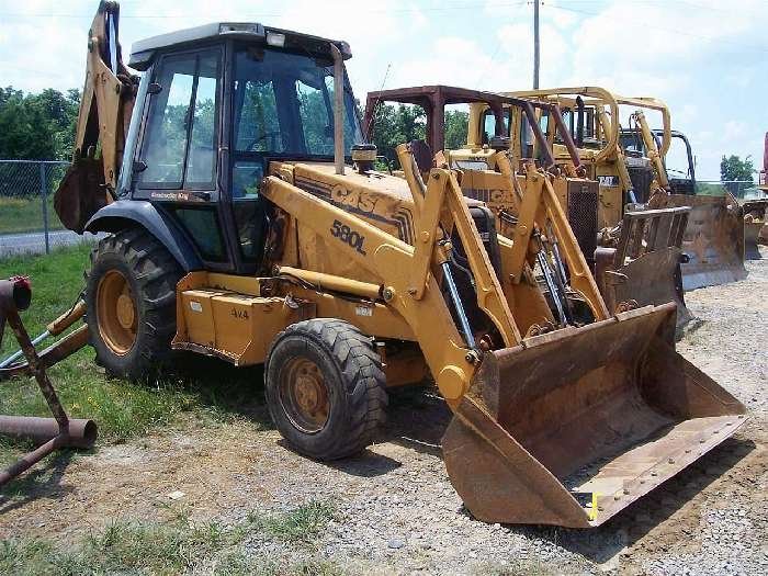 Backhoe Loaders Case 580L