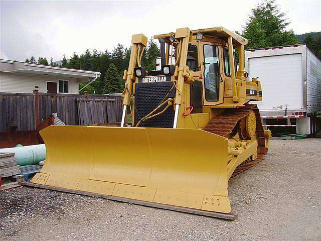 Dozers/tracks Caterpillar D6H