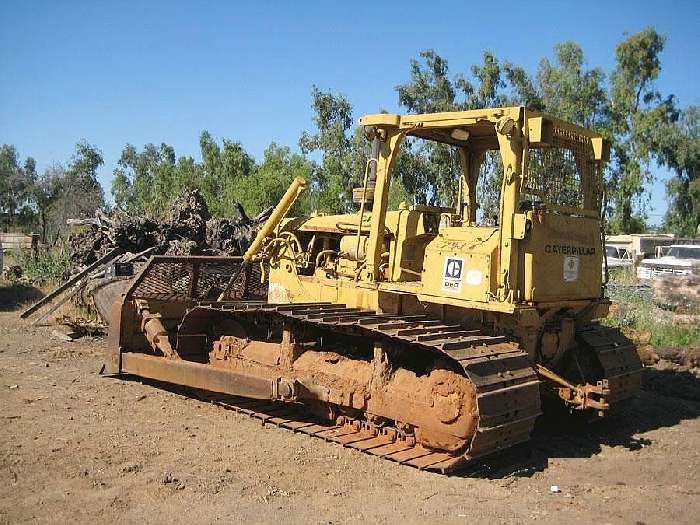 Tractores Sobre Orugas Caterpillar D6D