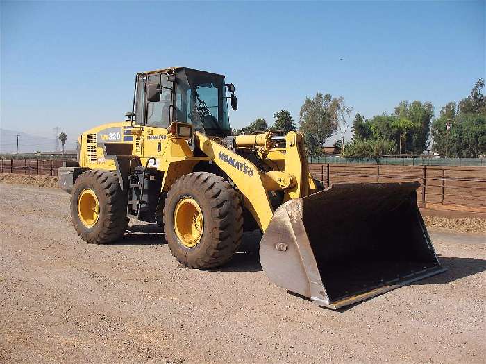 Cargadoras Sobre Ruedas Komatsu WA320