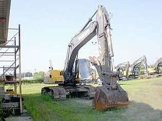 Excavadoras Hidraulicas Volvo EC240B  importada de segunda mano Ref.: 1281547778126003 No. 2