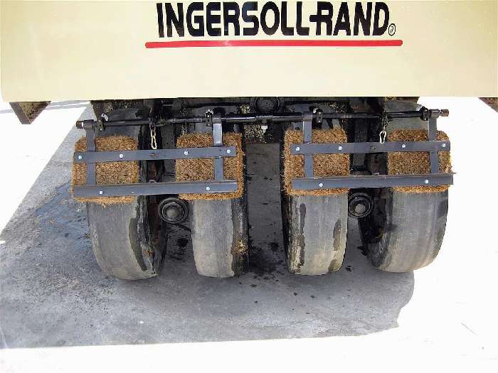 Compactadora Con Llantas Ingersoll-rand PT125R  de segunda mano a Ref.: 1282776263914842 No. 4