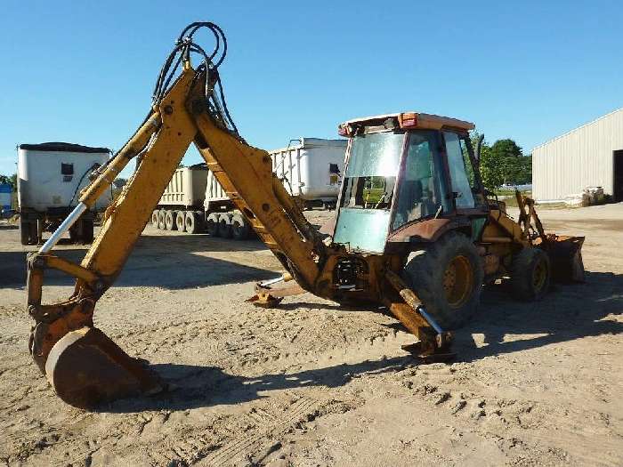 Backhoe Loaders Case 580SK