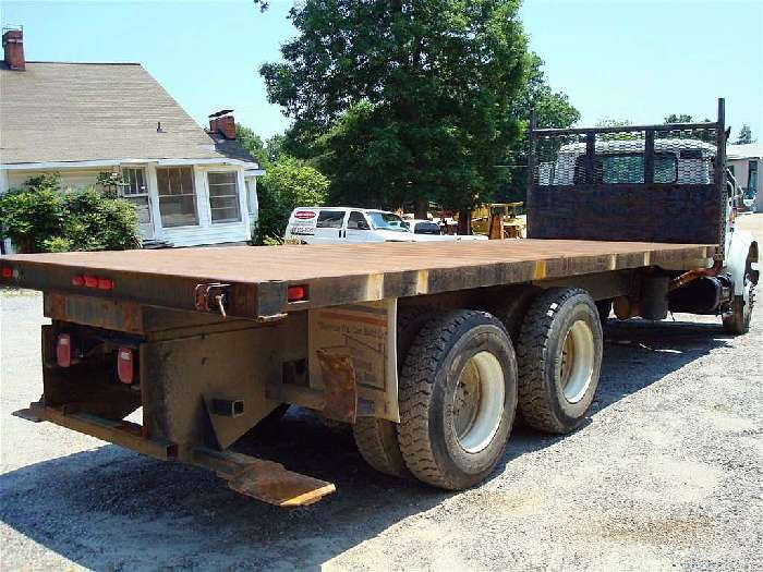 Tractocamion International 4900  usada a buen precio Ref.: 1292034110847538 No. 4