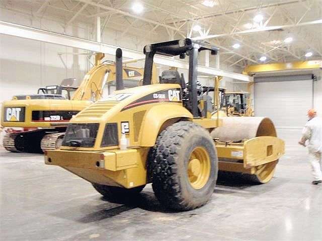 Compactadora Vibratoria Caterpillar CS-563E  de segunda mano Ref.: 1294085484437143 No. 3