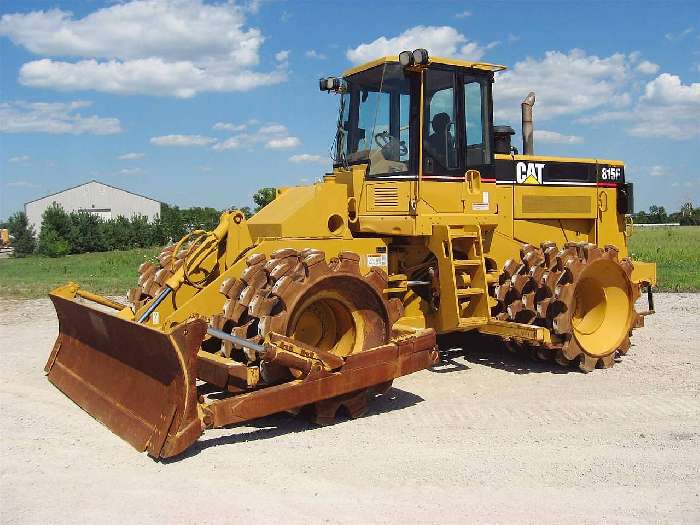 Compactadoras Suelos Y Rellenos Caterpillar 815F