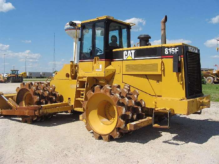 Compactadoras Suelos Y Rellenos Caterpillar 815F  importada de se Ref.: 1294299444443308 No. 3