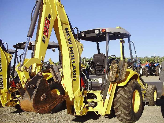 Retroexcavadoras New Holland B95  en buenas condiciones Ref.: 1294706000477794 No. 4