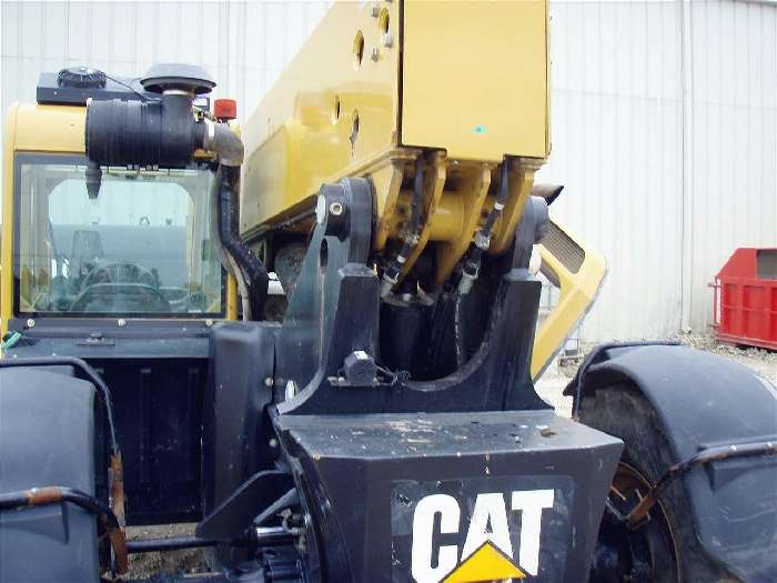 Manipulador Telescopico Caterpillar TL943  en venta, usada Ref.: 1297972872704895 No. 2