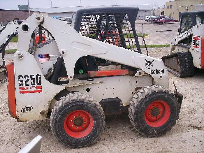 Minicargadores Bobcat S250