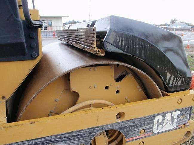 Compactadora Vibratoria Caterpillar CB-634C  seminueva en perfect Ref.: 1298149484606159 No. 4