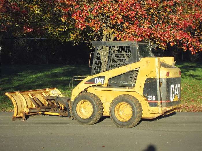 Miniloaders Caterpillar 216