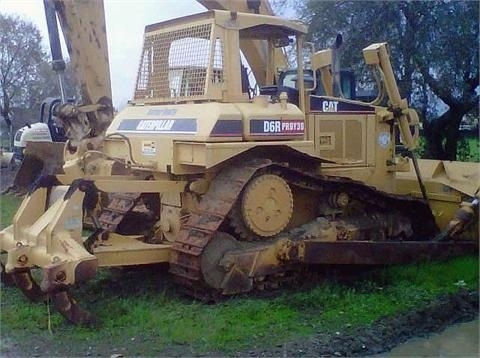 Dozers/tracks Caterpillar D6R