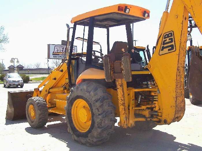 Retroexcavadoras Jcb 214E  seminueva en venta Ref.: 1301764046119591 No. 3