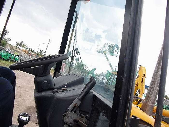 Backhoe Loaders Jcb 214E