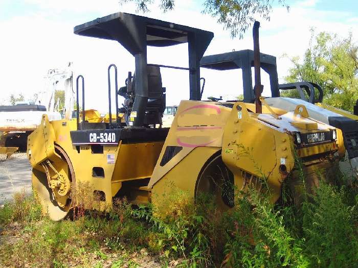 Compactadora Vibratoria Caterpillar CB-534D  en buenas condicione Ref.: 1301953609965266 No. 2