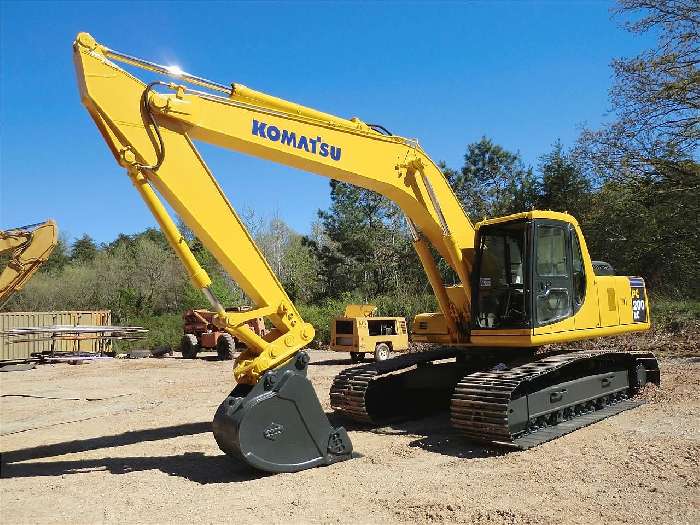 Excavadoras Hidraulicas Komatsu PC200  de medio uso en venta Ref.: 1303240093927465 No. 3