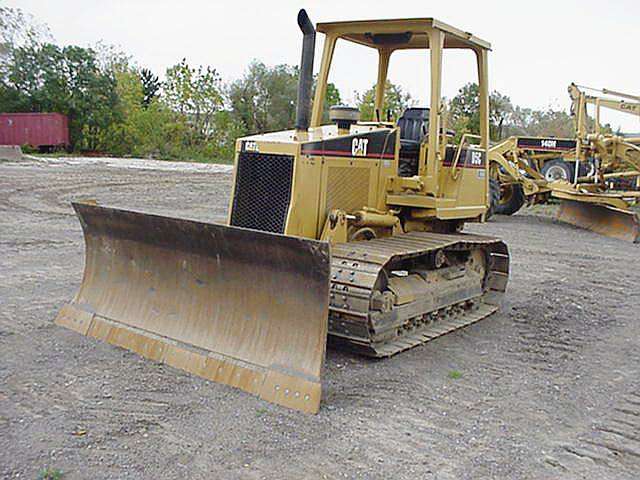 Dozers/tracks Caterpillar D5C