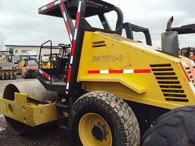 Compactadora Vibratoria Bomag BW177D  seminueva Ref.: 1306551323690343 No. 3