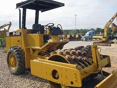 Compactadora Vibratoria Caterpillar CP-433C  seminueva en venta Ref.: 1307813409176684 No. 2