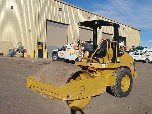 Compactadoras Suelos Y Rellenos Caterpillar CS-433E