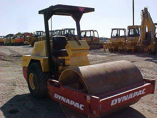 Compactadora Vibratoria Dynapac CA141