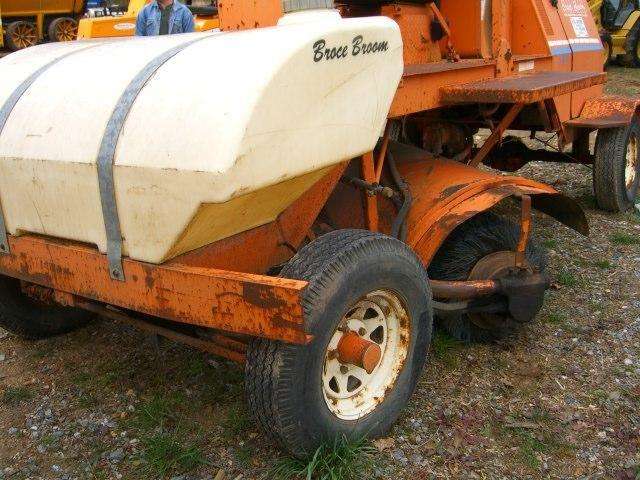 Sweeper Broce RJ300