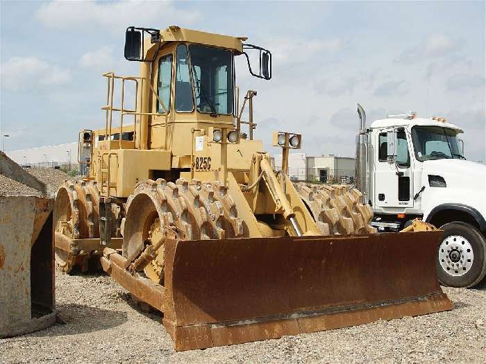 Soil Compactors Caterpillar 825C