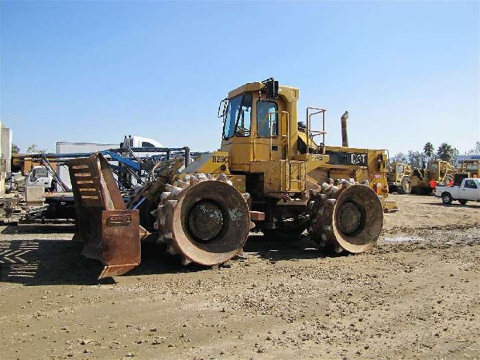 Soil Compactors Caterpillar 826C