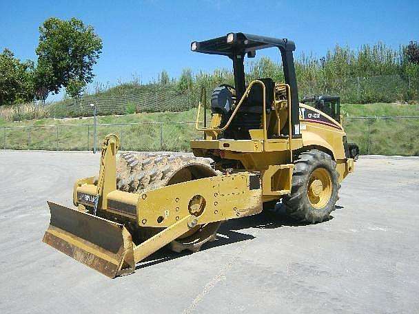 Compactadoras Suelos Y Rellenos Caterpillar CP-433E  en buenas co Ref.: 1320365586308698 No. 2