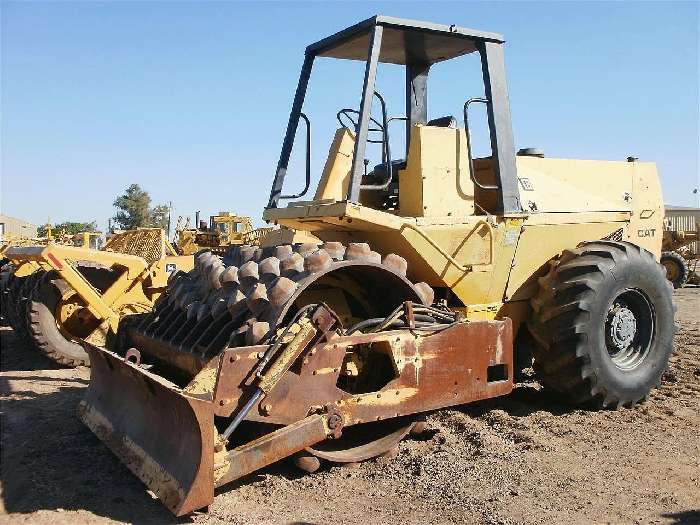 Compactadoras Suelos Y Rellenos Caterpillar CP-553