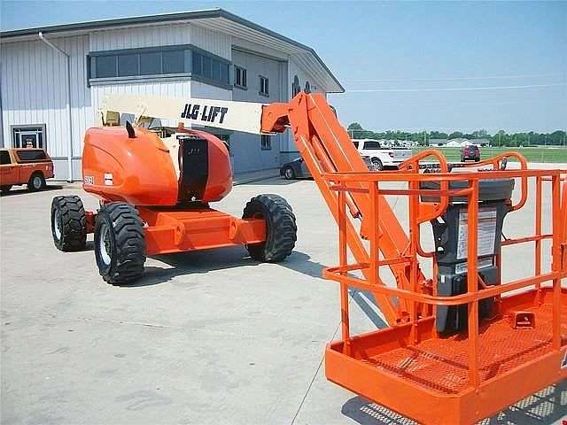 Lift Jlg 600AJ