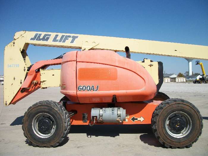 Lift Jlg 600AJ